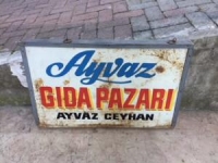 AYVAZ GIDA PAZARI BAKKAL TABELASI TENEKE ÇİFT TARAFLI EL ÇİZİM AYVAZ CEYHAN