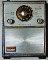 HIGHWAVE 14 TRANSISTOR PORTABLE RADIO FM-1401 MEKANİK TRANSİSTÖRLÜ PİLLİ ÇANTA RADYO