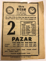 1978 SENESİNİN 2 NİSAN PAZAR GÜNÜNE AİT SÖNMEZ TAKVİMİ YAPRAGI