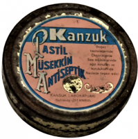 1968 KANZUK PASTİL MÜSEKKİN ANTİSEPTİK PASTİL İCERSİ BOŞ KAPAKLI TENEKE  KUTU KANSUK LABORATUARI SAFRAKÖY İSTANBUL