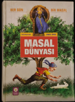 HER GÜN BİR MASAL HAZIRLAYAN EMEL İPEK MASAL DUNYASI 2004 PAPATYA YAYINLARI 488 SAYFA