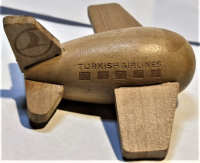 THY MİNİ AHŞAP OYUNCAK UÇAK TURKISH AIRLINES FSC 100 % WOOD FSC . C 138518 BOYU