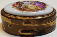 1950 OVAL GOLD PLATE PORCELAİN LİMOGES HAP KUTUSU