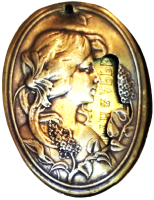 1990 ART NOUVEAU ROTH VE APPEL NEW YORK ŞAPKA MAĞAZASI REKLAM MADALYONU LADIES HATTERS 588/590 BROADWAY NEW YORK