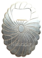 NOSTALJİK MİKADO MARKA KABARTMA DESENLİ DÖNEM DÖKÜM METAL GAZOZ VE ŞİŞE KAPAK AÇACAĞI