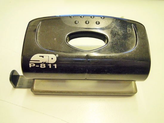 DELGEC MODEL P - 811 DESİDARD OFFİCE PRODUCT CO., LTD PATENT NO : 99 3 29600.9 