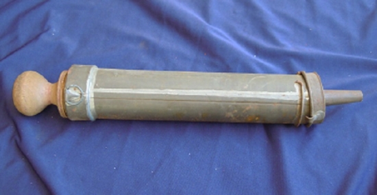 MUTFAK KREMA HAMUR İŞLERİNDE KULLANILAN METAL MEKANİK POMPA