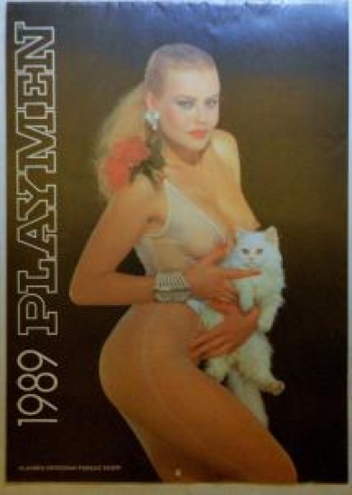 TAKVİM PLAYMEN 1989 YILINA AİT RENKLİ KUŞE KAĞIT 