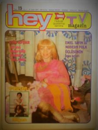 HEY HAFTALIK MAGAZİN DERGİ SAYI 21. MART 1977 ESİN AFŞAR 40'INCI BAHARINDA YENİDEN 