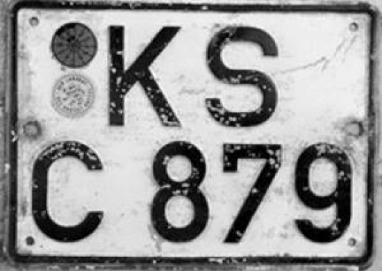 ALMAN DER LANDRAT DES KREISES KASSEL PLAKA 1980 YILINDA TRAFİKDE KULLANILMIŞ ARAÇ PLAKASI KS C 879 