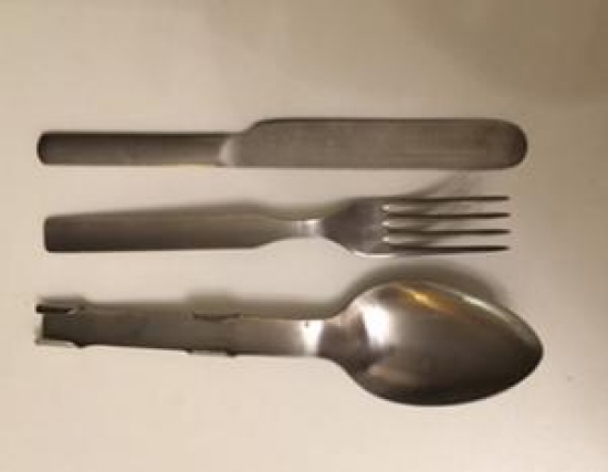 OSMANLI  HİLALİAHMER SAVAŞDA VE AFETLERDE KULLANILAN ÇATAL KAŞIK BIÇAK  TAKIMI