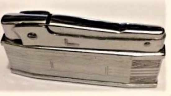 ALARKO YAZILI BENZİNLİ TAŞLI KUTUSUNDA PENGUIN ÇAKMAK  