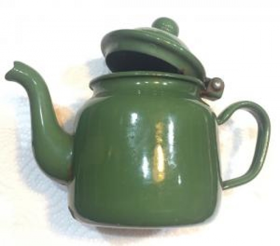 DEMLİK UFAK FORMDA CİNKO EMAYE KAPLAMA YEŞİL KAPAKLI 