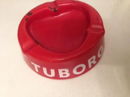 TUBORG REKLAMLI KIRMIZI EMAYE     METAL KÜLLÜK 