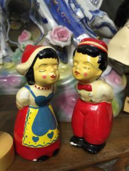 ALCIDAN KIZ ERKEK BEBEKLER GÖZLERİ KAPALI ÖPÜŞEN YERLİ 