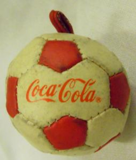 COCA COLA MESİN ŞİŞME MASKOT OYUNCAK TOP 5 CM 