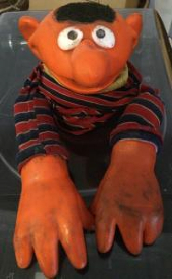  BÜDÜ ' NUN ARKADAŞI EDİNİN  KUKLASI SUSAM SOKAĞI KAREKTER OYUNCAK EDİ 1980 1990 YILLAR  