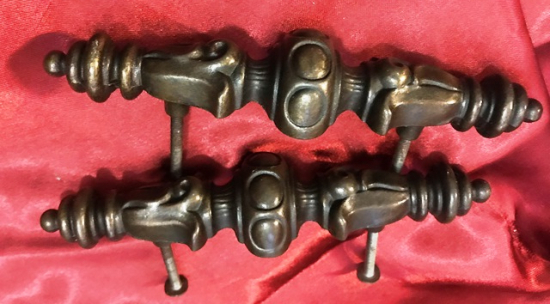 METAL REZEN ÇİFT VİDALI  KAPI TUTMA KOLU 