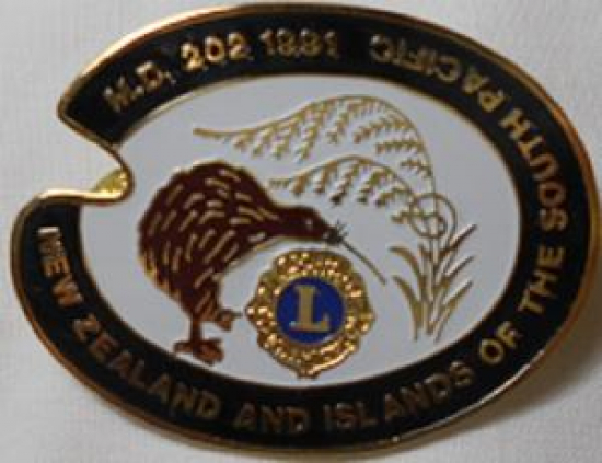 LİONS CLUP YAKA ROZET METAL ORJİNAL NEW ZEALAND AND ISLANDS OF THE SOUTH PACIFIC M.D. 202 1991 