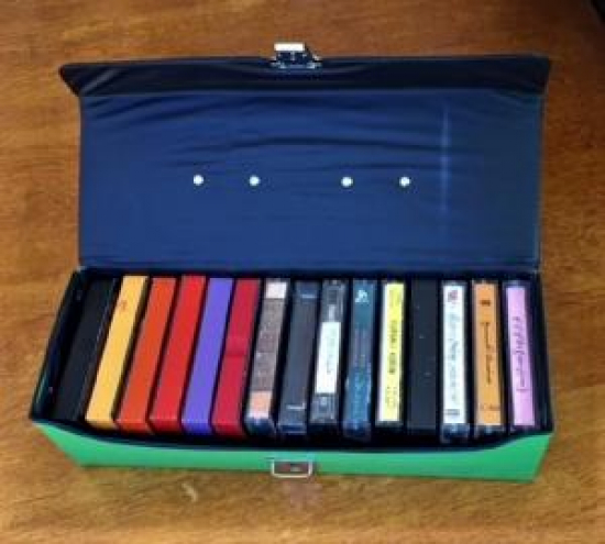 SES KASET KUTUSU KİLİTLİ TAŞIMA KULPLU 15 KASETLİK 