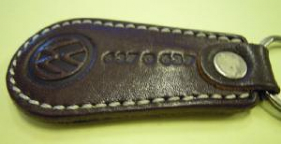 EVRENSEL 637 0 637 BNW DERİ ANAHTARLIK 