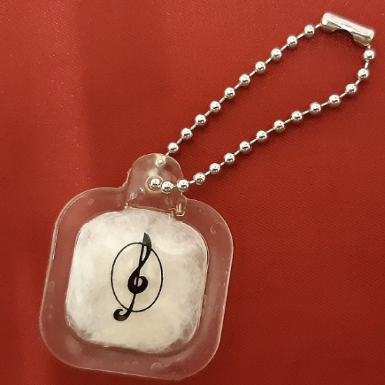 NOTA İŞARETLİ ŞEFFAF ANAHTARLIK