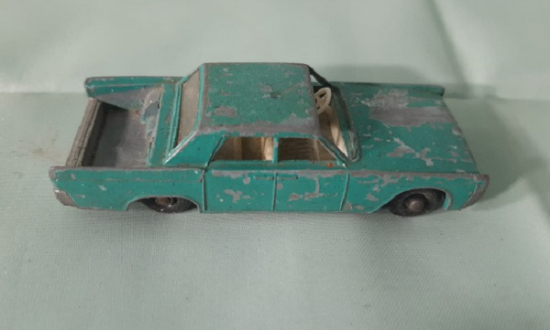  BY LESNEY MATCHBOX SERIES NO: 31 LINCOLN CONTINENTAL METAL ARABA 1970