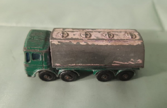 MATCHBOX SUPERFAST No.32c LEYLAND BP PETROL TANKER BOXED 1970 