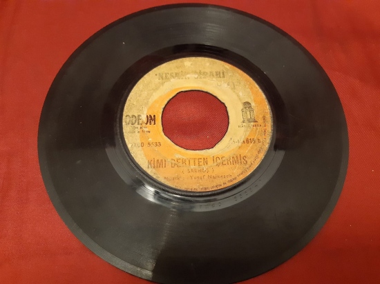 ODEON NESRİN SİPAHİ VEDA . KİMİ DERTTEN İÇERMİŞ 45 LİK YERLİ PLAK 