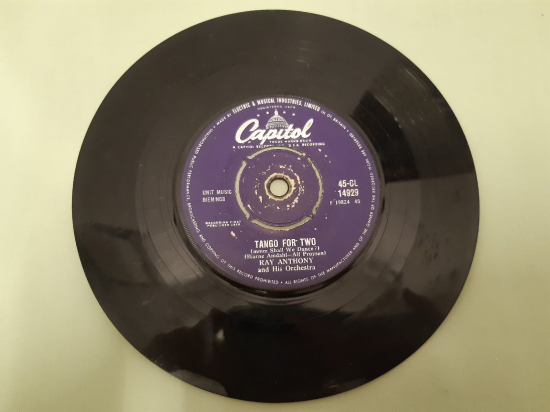 CAPITAL PLAK RAY ANTHONY  PETER GUNN , TANGO FOR TWO 45 LİK YABANCI PLAK 