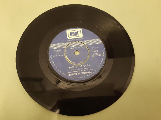 YASEMİN KUMRAL BİM BAM BOM , OLMAZMI OLMAZMI 45 LİK YERLİ PLAK 