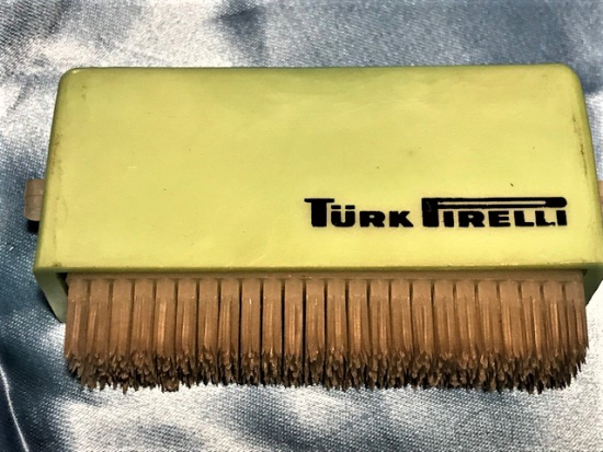 TÜRK PİRELLİ LASTİK BAKIM TEMİZLEME FIRCASI 