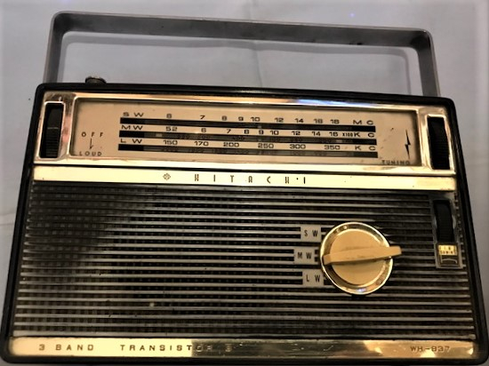 HITACHİ RADYO 3 BAND TRANSISTOR 8 WH 837 ER 1965 MODEL 