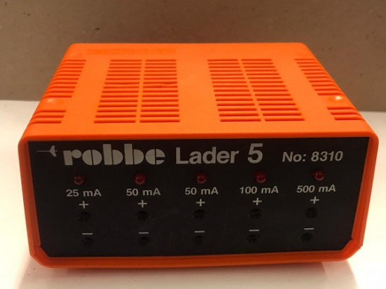  ROBBE LADER 5 PERFEKTE LADERTECHNİC NO 8310 ŞARJ CIHAZI