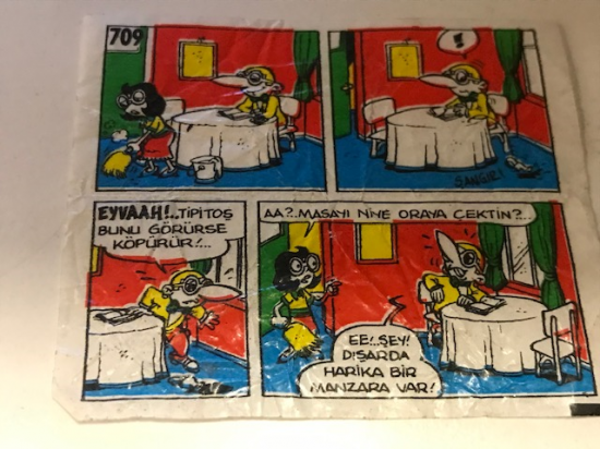  TİPİTİP SAKIZ VE CİKLET İÇERSİNDEN CIKAN YAĞLI KAGIT TÜRÜNDE RENKLİ TİFDRUK BASKI İLE KONULU MİZANSEN KARİKATÜR