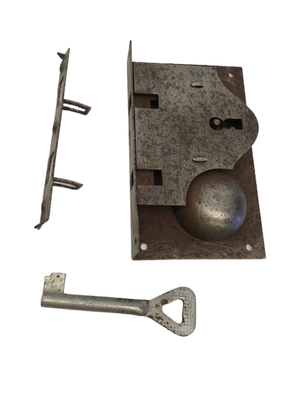 KAYNANA SANDIGI ZİLLİ KİLİT SANDIK METAL PERCİNLİ ANAHTARLI 