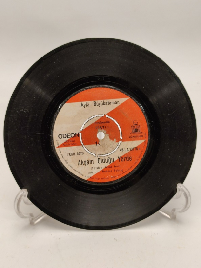 AYLA BÜYÜKATAMAN AKŞAM OLDUĞU YERDE-GÜLÜNCE GÜZELSİN 45 LİK YERLİ PLAK