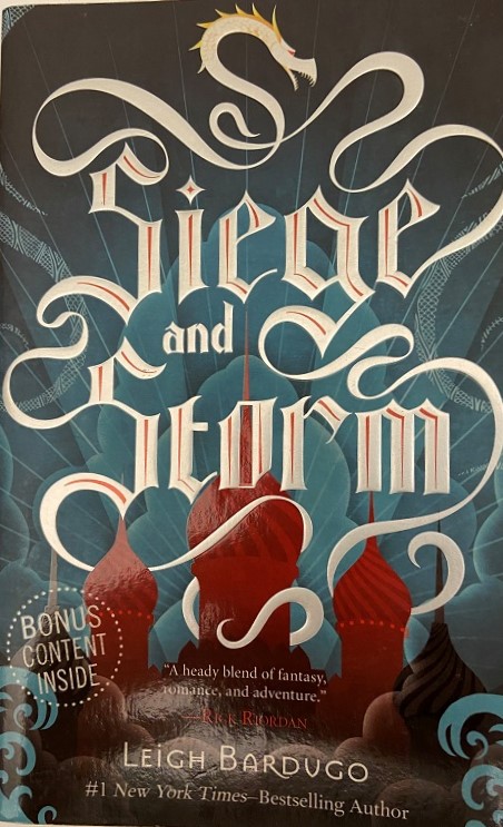 LEİGH BARDUGO SİEGE AND STORM KİTAP