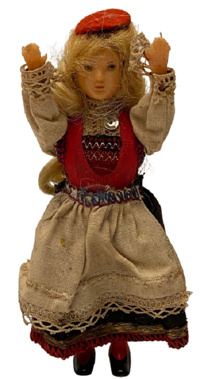 EL YAPIMI YÖRESEL ELBİSELİ GİYİNMİŞ OYUNCAK BEBEK 