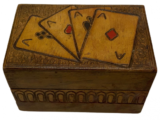 1960 SEYAHAT İÇİN AHŞAP KAPAKLI KUTUDA ÇİFT DESTE İSKAMBİL KAGIDI KUTUSU