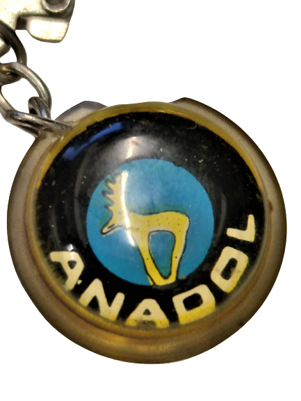 ANADOL ARABA OTO POLİ KARBON ŞEFFAF ANAHTARLIK ÖN TARAF ANADOL LEGOLU DİGER TARAF NAZARLIK 70 Lİ YILLAR