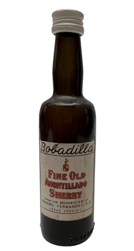 BOBADİLLA FİNE OLD AMONTILLADO SHERRY 50 ML MİNYATÜR İÇKİ  ŞERİ ŞİŞESİ KAPAGI ACILMAMIŞ DOLU KOLEKSİYON 