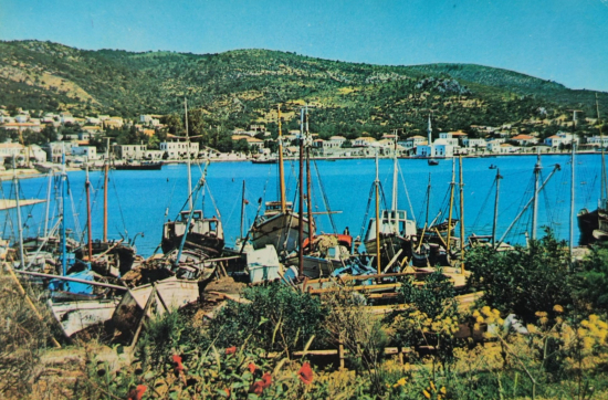 1970 BODRUM LİMANDAN BİR GÖRÜNÜŞ HALİCARNASUS  KARTPOSTAL RENKLİ OFSET BASKI 