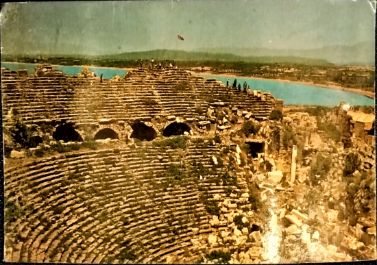 1970 ANTALYA SİDE TİYATROSU MANAVGAT GÖRÜNÜŞ  KARTPOSTAL RENKLİ OFSET BASKI ARKASI YAZILI 