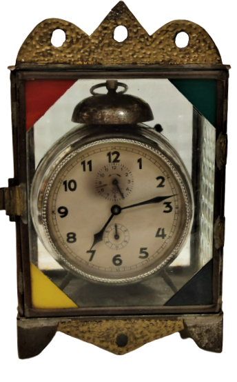 OSMANLI GELİN SAATİ ÖZEL EL YAPIM TENEKE VE CAMDAN YAPILMIŞ  KAPAKLI DOLABİNDA TEK CANLI JUNKERS KURMALI MEKANİK SAATİYLE 