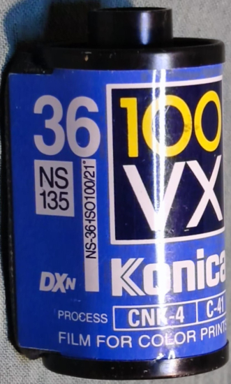 100 VX KONICA CNK 4 C 41 FİLM FOR COLORPRINTS  NS 135