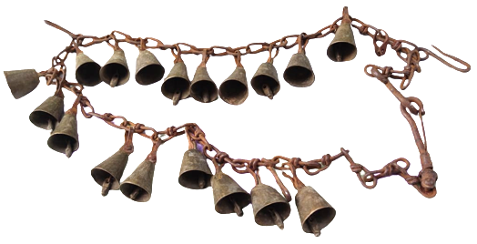 OSMANLI DEVE ZİLİ ZİNCİR ÜZERİNE DİZİLEREK BAGLANMIŞ FARKLI TINILAR CIKARAN UFAK 18 ADET  PİRİNC ZİLLER 1,5 METRE BOYUNDA  