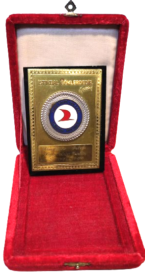 İSTİKBAL GÖKLERDEDEİR MUSTAFA KEMAL ATATURK TURK HAVA YOLLARI TURKIŞH AIRLİNES KEMALETTİN PEKEL HİZMETLERİNİZE TEŞEKKÜRLER ŞİLT 5/5/1963  25/5/1987