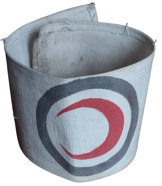 1950 KIZILAY KOLLUK KOL BANDI DEVLET KURUMLARINDA KULLANILMASI İCİN DEVLET MALZEME OFİSİ TARAFINDAN YAPILMIŞ DAGITILMIŞTIR PAZUBENT