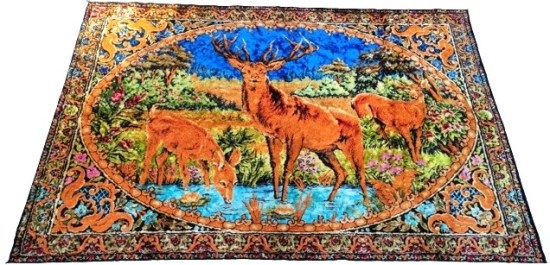 TAMAMI EL TEZGAH DOKUMA ÜZERİNDE ORMANDA GEYİK VE  CEYLANLAR TEMALI RESMİ BULUNAN FLOŞ SACAKLI DUVAR HALISI